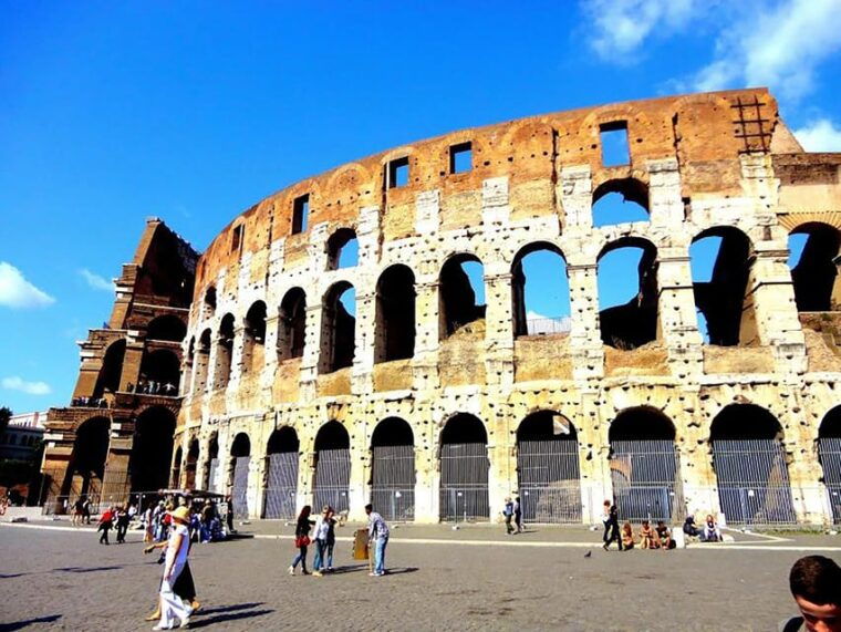 discover-the-colosseum-roman-forum-ancient-rome-tour