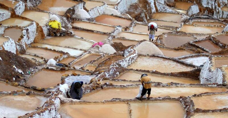discover-the-enchanting-moray-and-salt-mines-of-maras