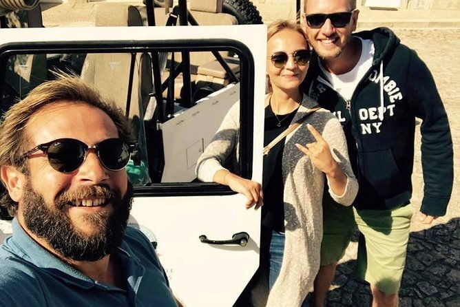 discover-the-essence-of-the-classic-port-umm-military-jeep