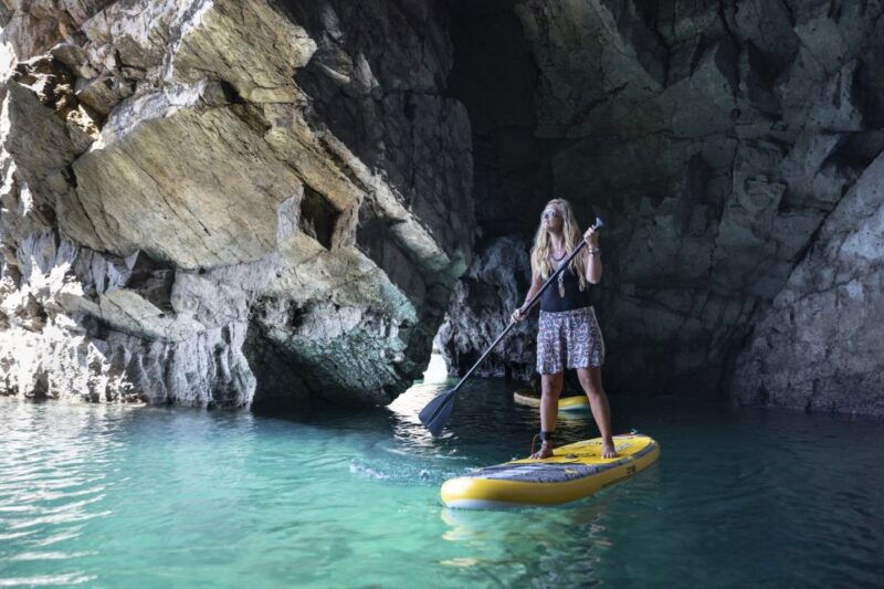 discover-the-grottos-and-caves-in-a-sup-guided-tour