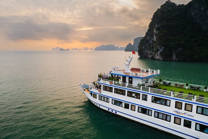 Discover the Hidden of Bai Tu Long Bay on a 2-Day Swan Cruise - Key Points
