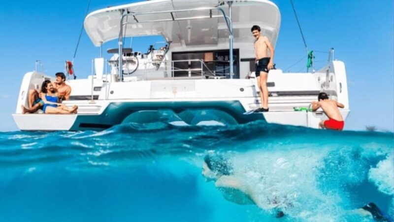 discover-the-highlights-by-sea-mykonos-catamaran-experience