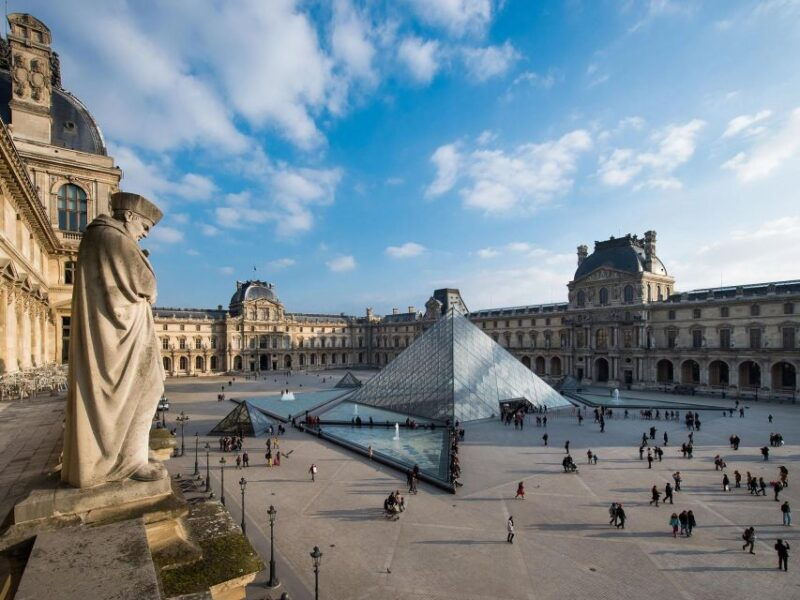 discover-the-louvre-paris-art-tour-mona-lisa-pass