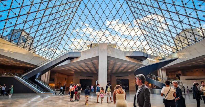 discover-the-louvre-paris-art-tour-mona-lisa-pass