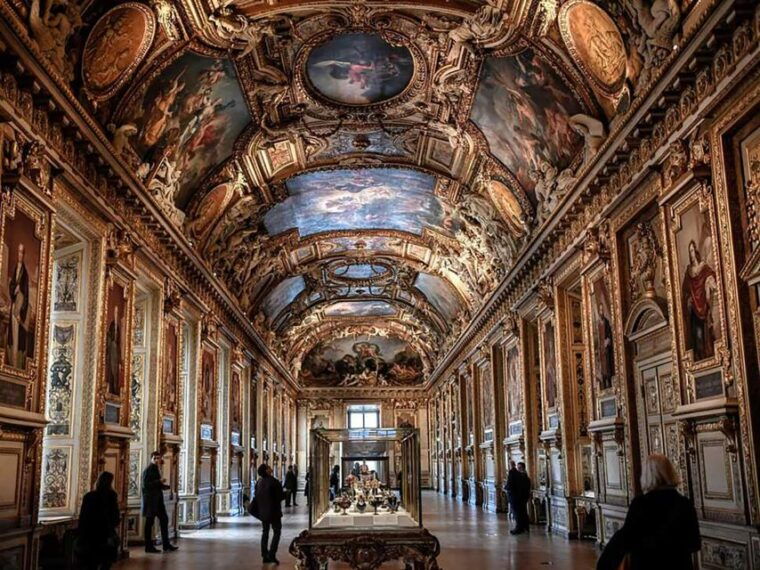 discover-the-louvre-paris-art-tour-mona-lisa-pass