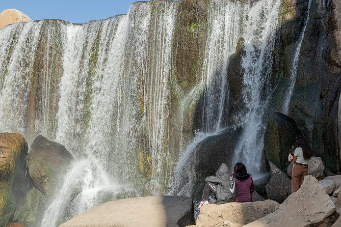 discover-the-magnificent-pillones-waterfall