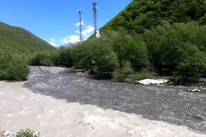 discover-the-majestic-georgian-highlands