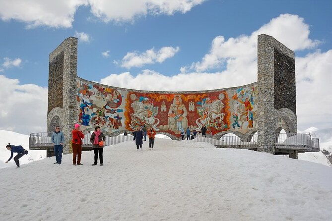 discover-the-majestic-georgian-highlands