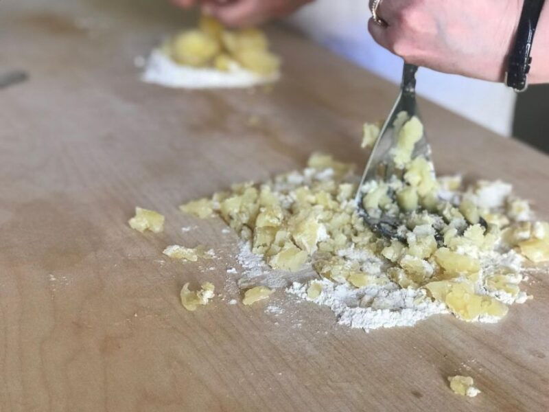 discover-the-old-market-and-make-fresh-pasta
