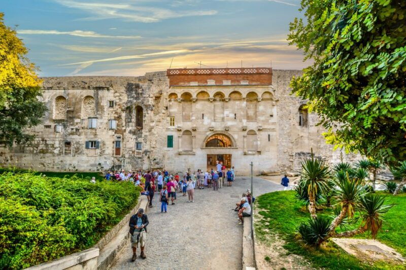 discover-the-old-town-split-1-5h-walking-small-group-tour