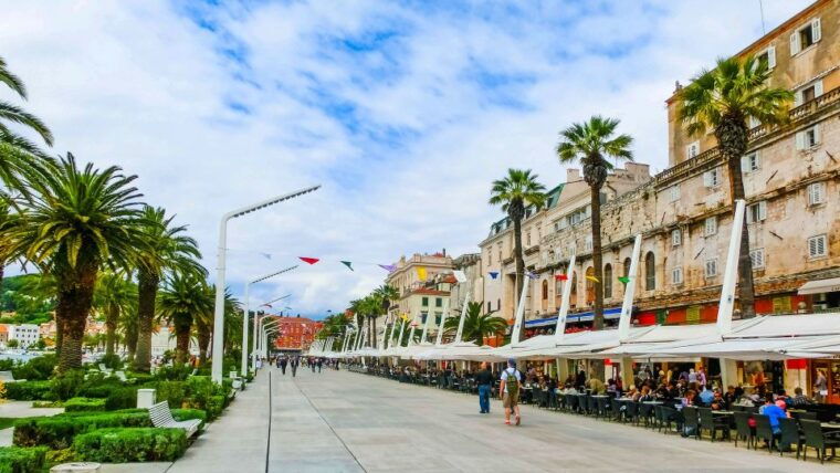 discover-the-old-town-split-1-5h-walking-small-group-tour