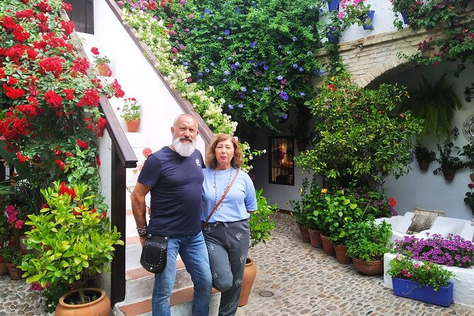 discover-the-patios-de-cordoba-guided-tour