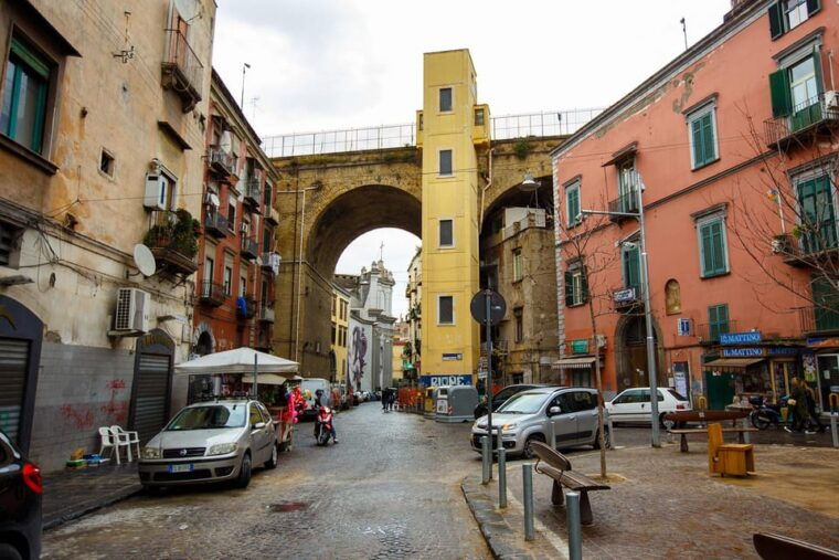 discover-the-rione-sanita-with-insolitaguida-2