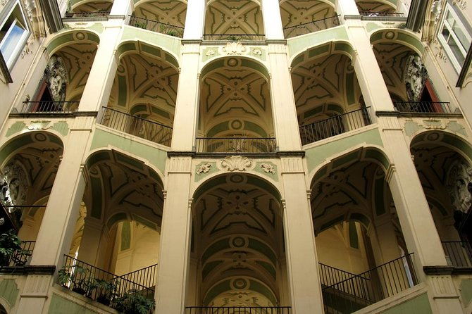 discover-the-rione-sanita-with-insolitaguida