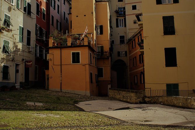 discover-the-secrets-of-genoa-with-a-storyteller