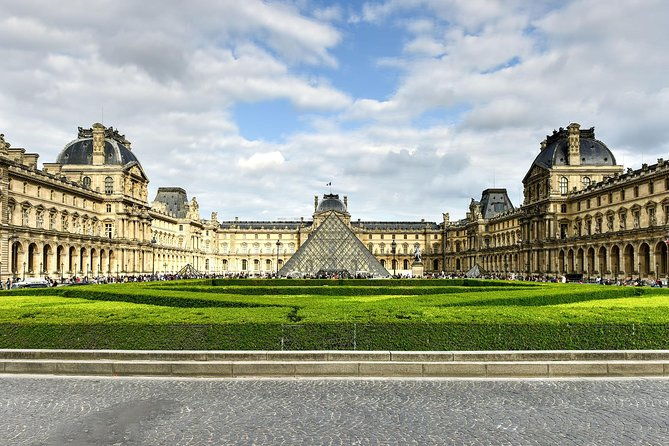 discover-the-secrets-of-the-louvre-2