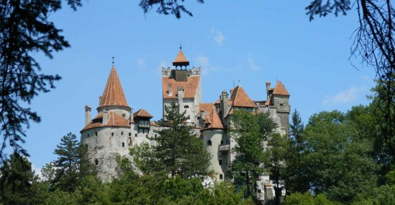 discover-the-secrets-of-transylvanian-castels