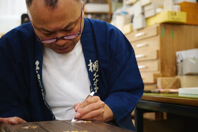 Discover the Skilled Artisan Kiri Wood Inlay Craft with a Guide - Key Points