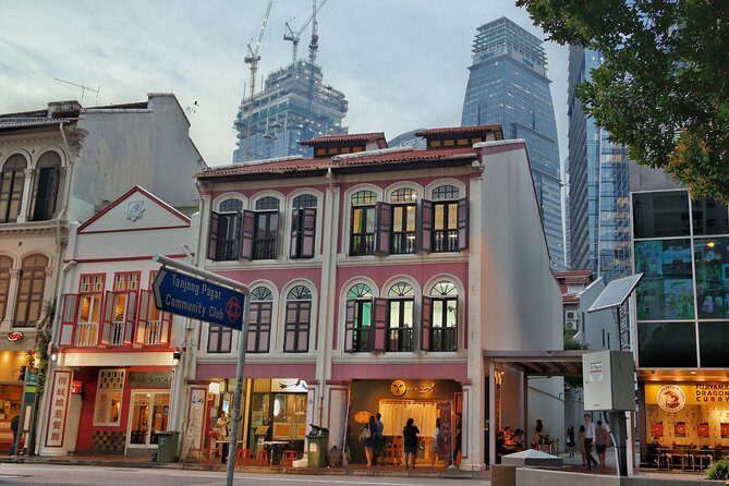 Discover Tiong Bahru Singapore - Private & Custom Walking Tour - An In-Depth Look at the Tiong Bahru Private Tour