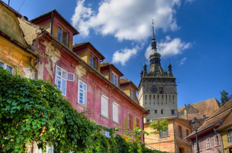 discover-transylvania-peles-bran-sighisoara-in-2-days