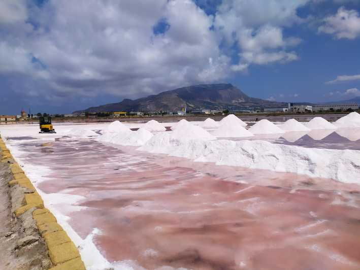 discover-trapanis-saltpans-with-an-e-bike-tour