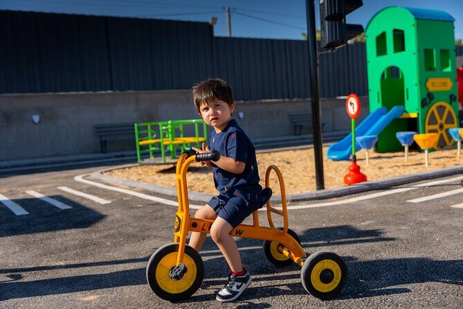 Discover Trax Jo Playground and Traffic Park Fun - Key Points