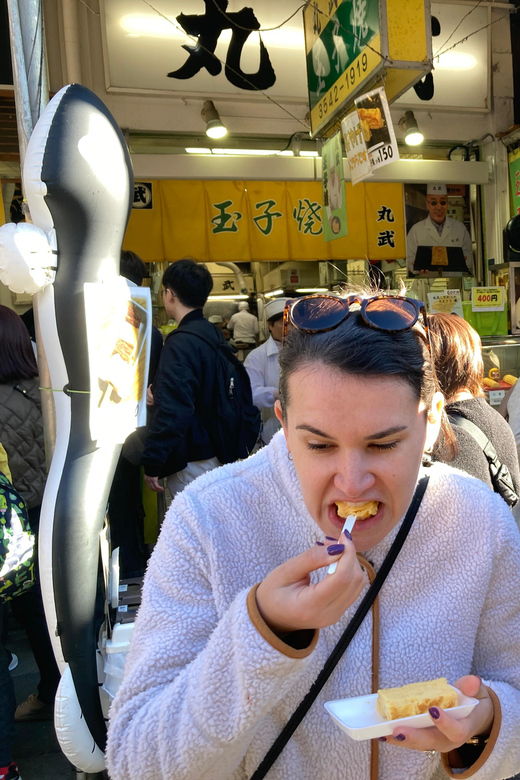 discover-tsukijis-treasures-with-a-local-food-lovers-tour