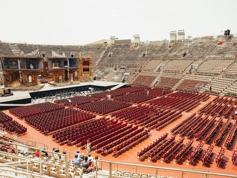 discover-veronas-beauty-walking-tour-and-arena-visit