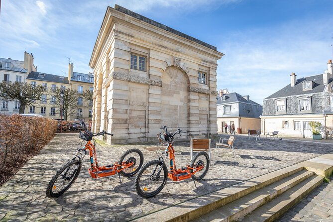 discover-versailles-on-electric-2-wheelers-yes-to-prm