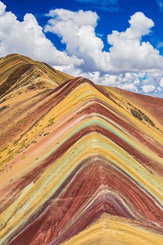 discover-vinicuncas-rainbow-splendor