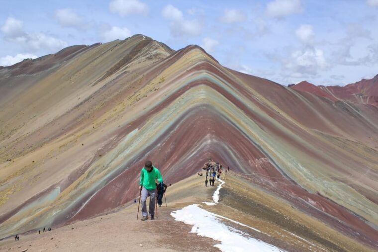 discover-vinicuncas-rainbow-splendor