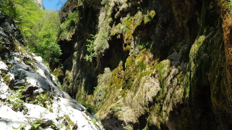 discovering-amalfi-coast-via-amalfi-pogerola-by-walking