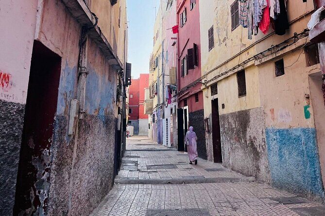 Discovering Life & Walk Inside Old Medina /With Taxi Back Hotel - The Practical Side: Logistics, Duration, and Value
