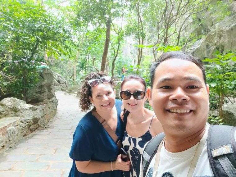 discovering-marble-mountain-and-son-tra-peninsula