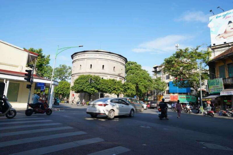 discovery-hanoi-city-tour-full-day-trip-limousine-bus-lunch