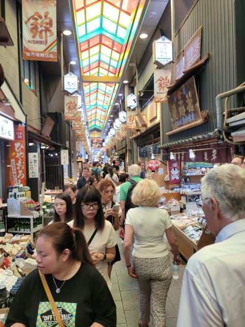 dive-into-kyoto-nishiki-market-food-tour-small-group