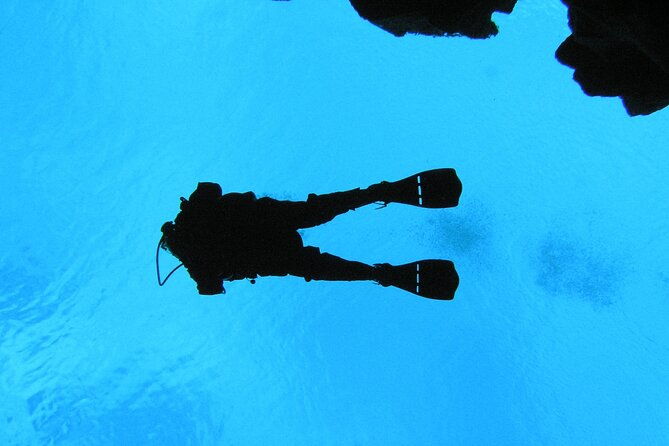 dive-the-divide-silfra-fissure-scuba-tour-meet-at-thingvellir