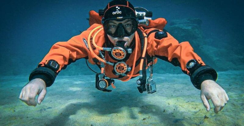 diving-at-lanzarote-2-guided-dives-for-certified-divers