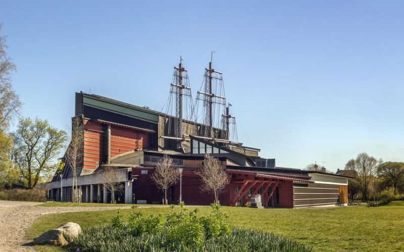 djurgarden-walking-tour-skansen-and-vasa-museum-stockholm