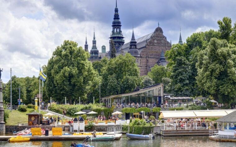djurgarden-walking-tour-skansen-and-vasa-museum-stockholm