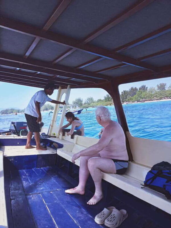 do-snorkeling-trip-at-tree-gilis-with-glass-bottom-boat