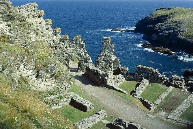 doc-martin-and-the-legend-of-king-arthur-tour