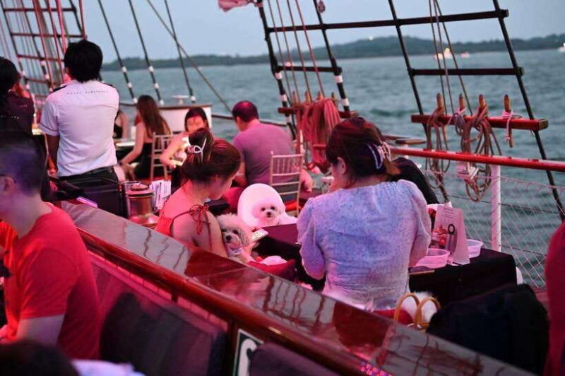dog-cruise-onboard-a-tall-ship-with-4-course-meal
