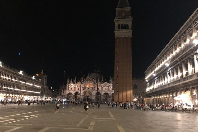 doges-palace-saint-marks-after-hours-small-group-max-6-people