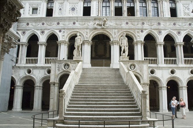 doges-palace-st-marks-basilica-skip-the-line-guided-tour