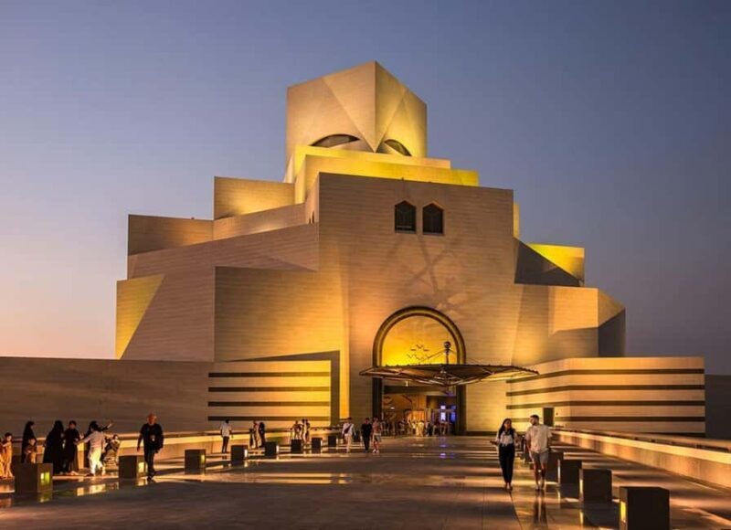 Doha: City Tour To All Main Attractions Including Transfers - Key Points