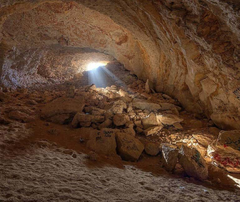 Doha: Guided Al Misfir Cave Tour - An Authentic Look at Qatar’s Natural Wonders