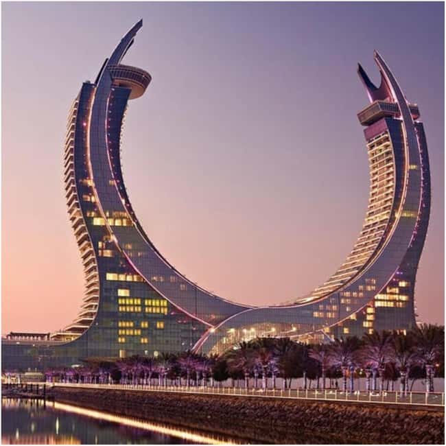 Doha: Guided City Tour with Airport or Hotel Pickup - The Pearl Qatar: Opulence on an Artificial Island  