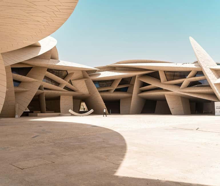 Doha: Iconic Spots & Hidden Corners Guided Photography Tour - Exploring Doha through Your Lens: A Detailed Look at the Tour