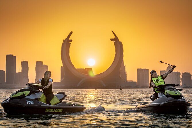 Doha: Jet Ski to Skyline with View of Katara and Pearl Qatar - Key Points